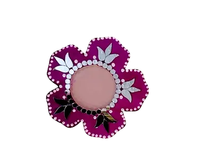 Diya Stand dark magenta hover
